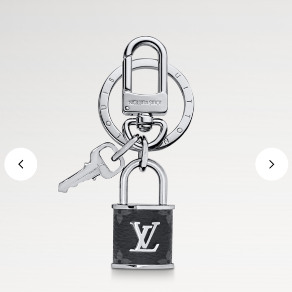 New! The LV Lock Bag Charm & Key Holder - Picture 2 of 3